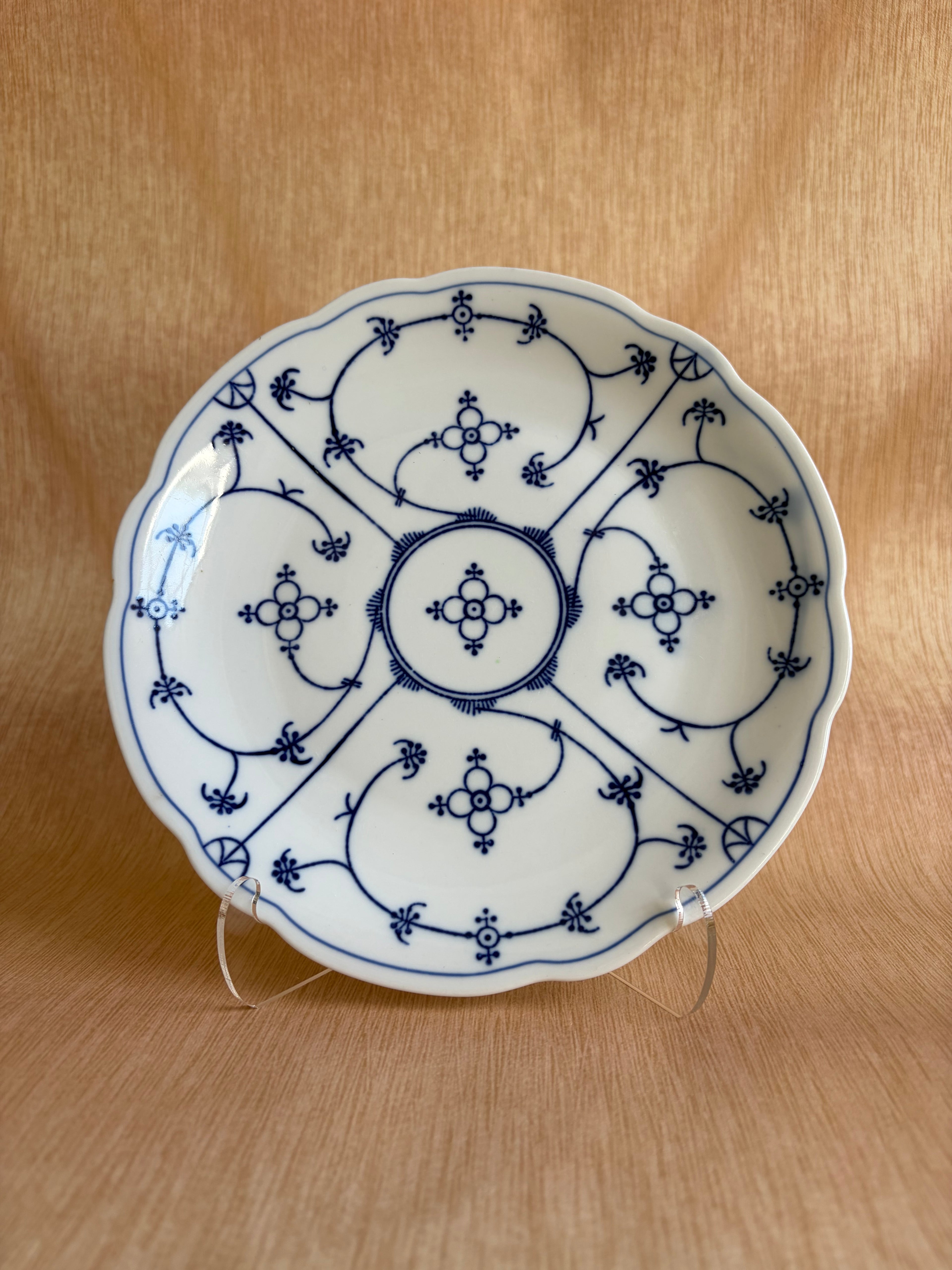 Winterling Bavaria Blue Strawflower Scalloped Salad Plate